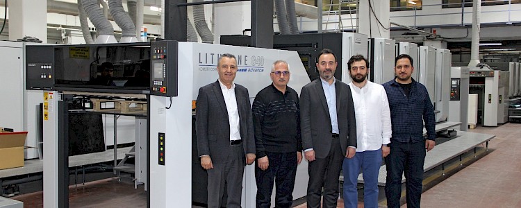 Bir Komori üssü olan İmak Ofset'e Komori Lithrone GLA 40 kuruldu