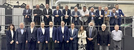 KASAD Yönetim Kurulu Üyeleri, Alican Duran başkanlığında Aras Grup’un davetlisi olarak 5 günlük bir ziyaret için Komori baskı makineleri üretim tesislerini gezmek ve incelemeler yapmak üzere Tokyo’ya gittiler.